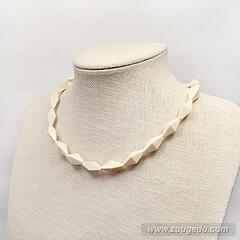 【本象牙ネックレス】グレンダ