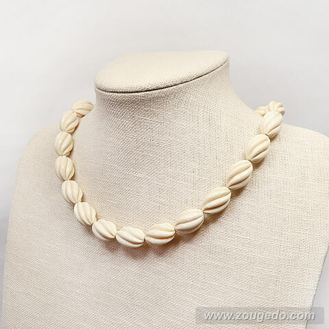 【本象牙ネックレス】ロビン