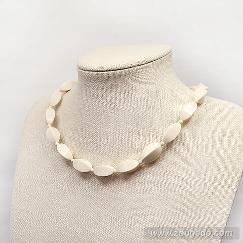 【本象牙ネックレス】マルシア