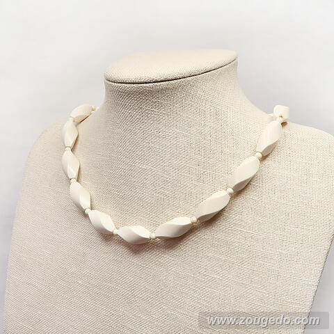 【本象牙ネックレス】ローレン