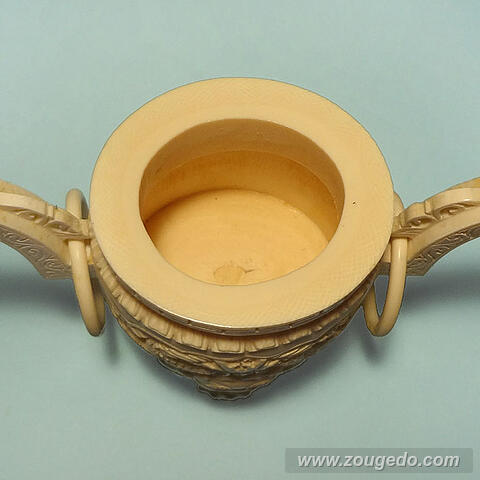 【本象牙】香炉571