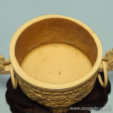 【本象牙】香炉572