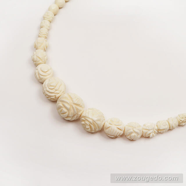 【本象牙ネックレス】サリー