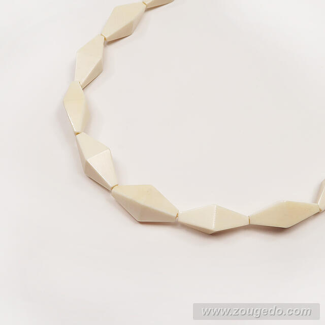 【本象牙ネックレス】グレンダ