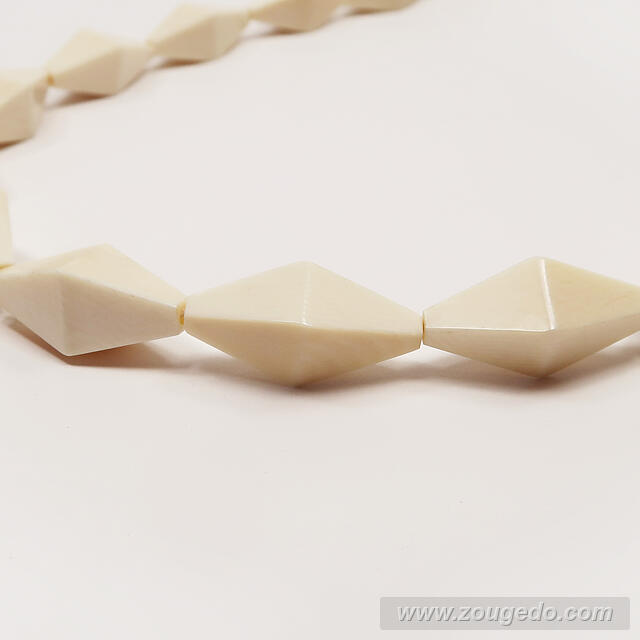 【本象牙ネックレス】グレンダ