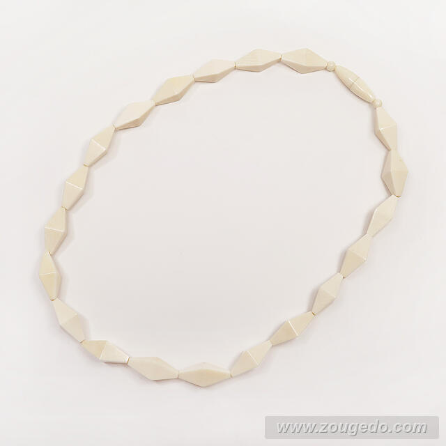 【本象牙ネックレス】グレンダ