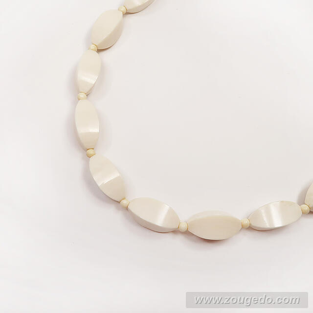 【本象牙ネックレス】マルシア