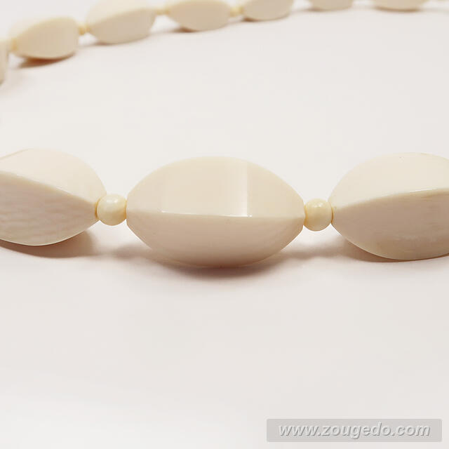 【本象牙ネックレス】マルシア