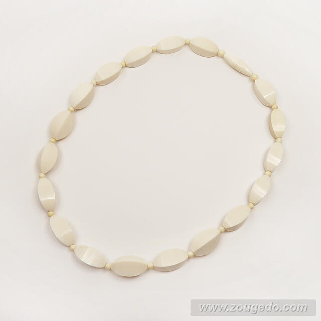 【本象牙ネックレス】マルシア