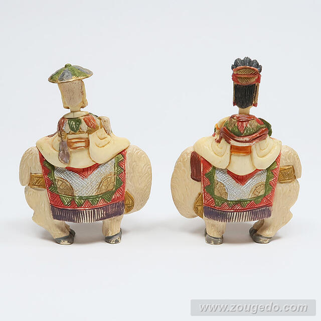 【本象牙】乗ったり（羊）