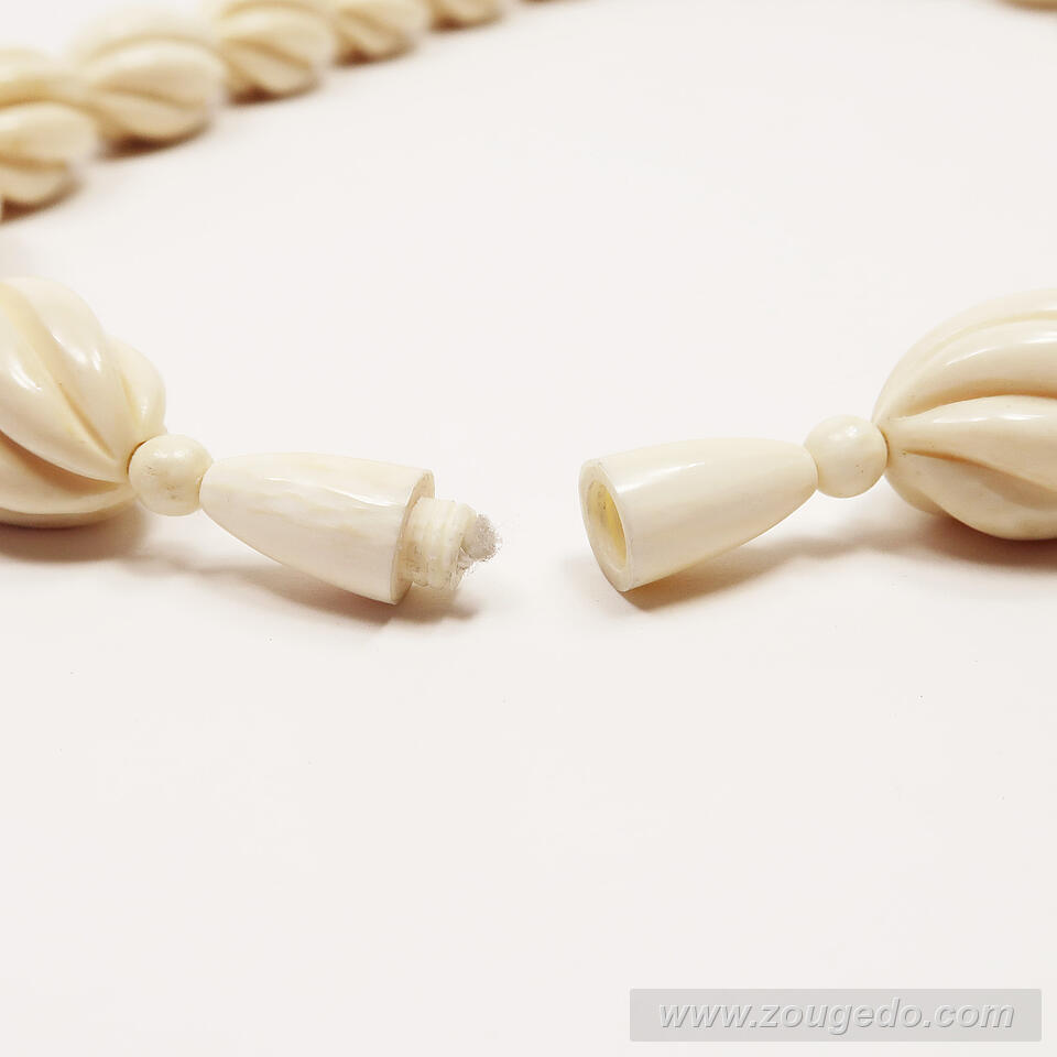 【本象牙ネックレス】ロビン