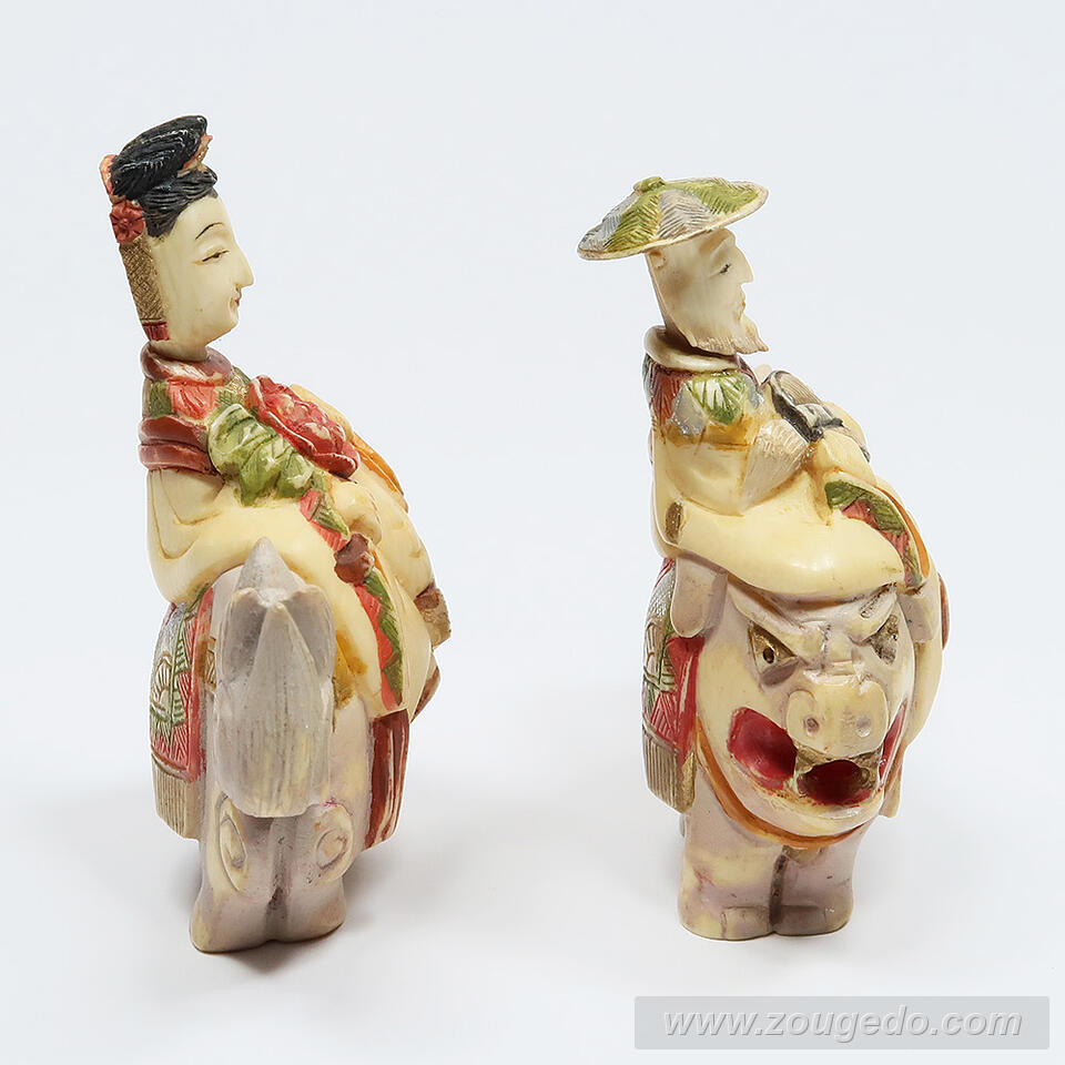 【本象牙】乗ったり（獅子）