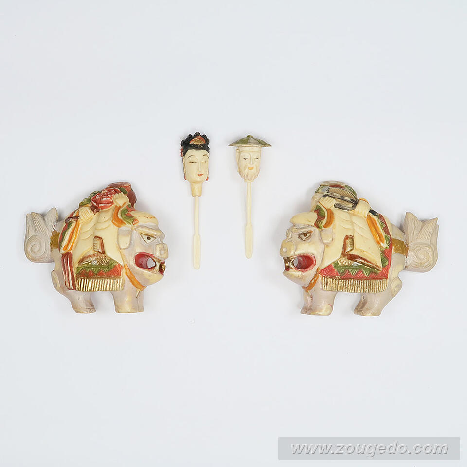 【本象牙】乗ったり（獅子）