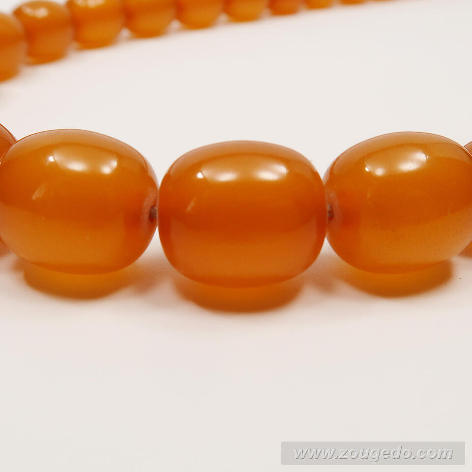 【琥珀ネックレス】オリビア